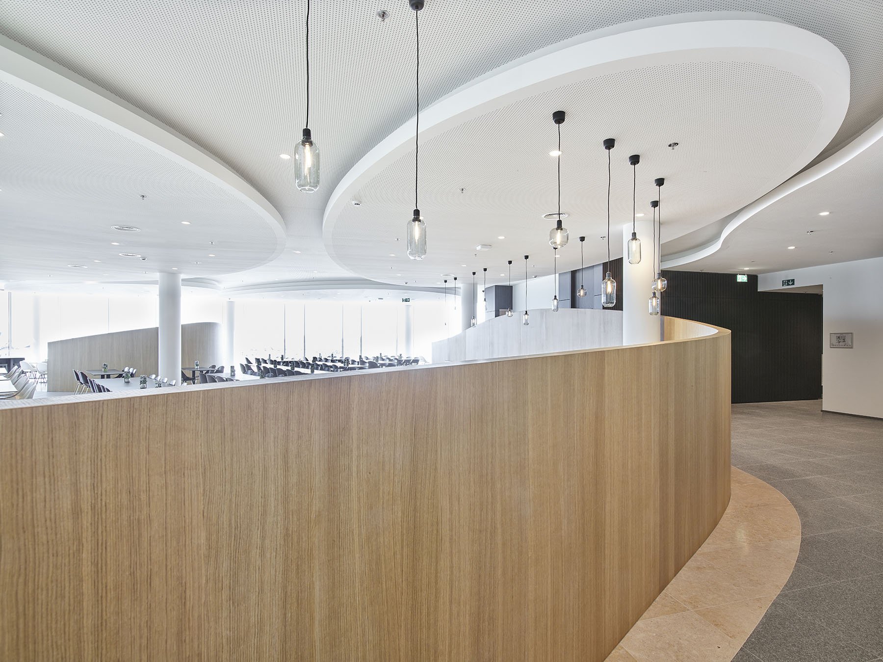 KPMG | akoestische oplossingen