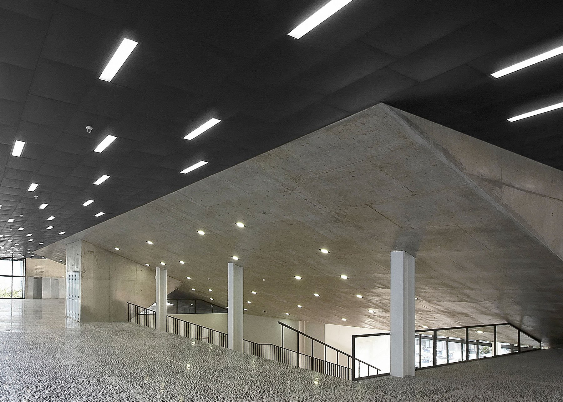 MONOVOLUME UFO UNIVERSITEIT GENT